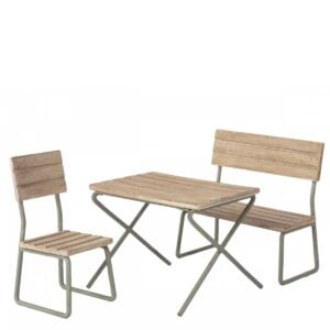 Maileg Gartenset 11-1113-00 Tisch, Stühle & Bank für Hasen, Teddys und Rehe
